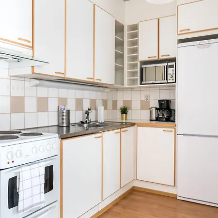 Hiisi Homes Sauna Airport Apartment *