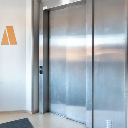 Hiisi Homes Sauna Airport Vantaa