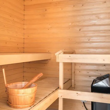 Hiisi Homes Sauna Airport Vantaa
